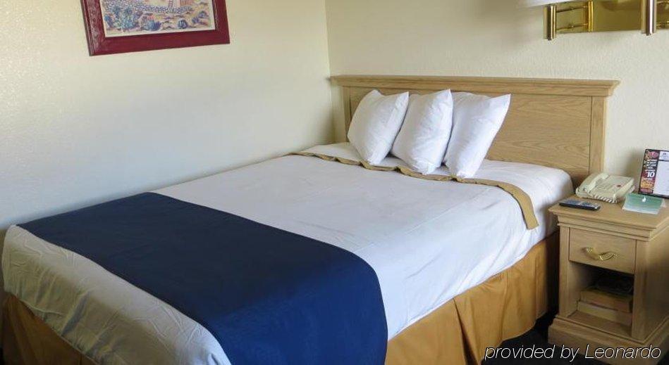 Americas Best Value Inn Las Vegas Strip エクステリア 写真