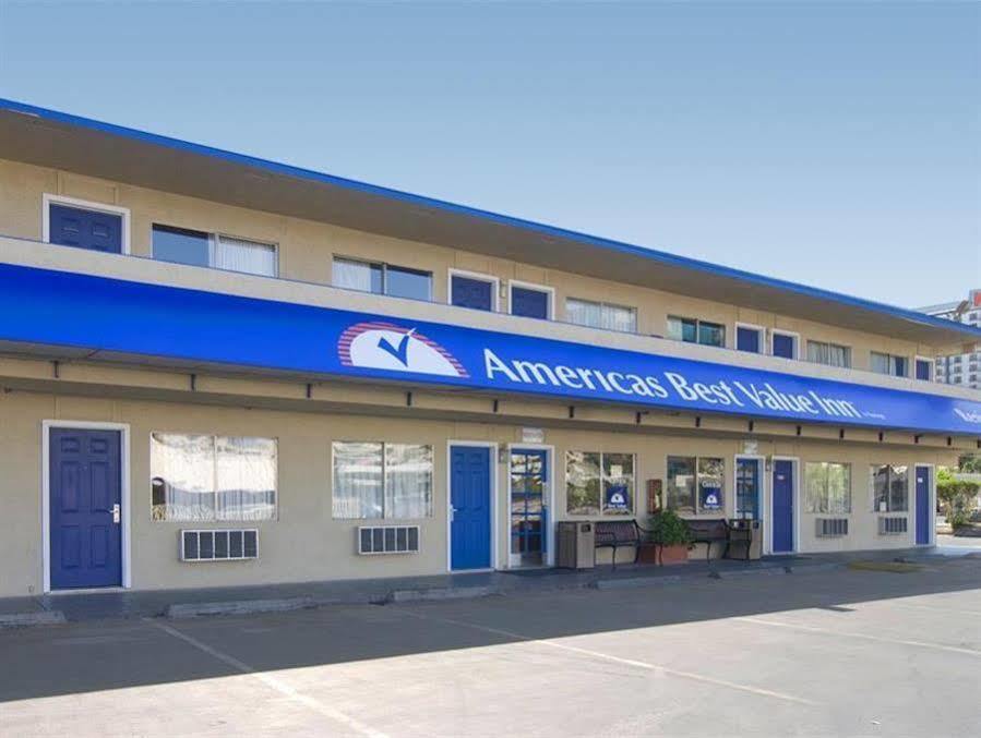 Americas Best Value Inn Las Vegas Strip エクステリア 写真
