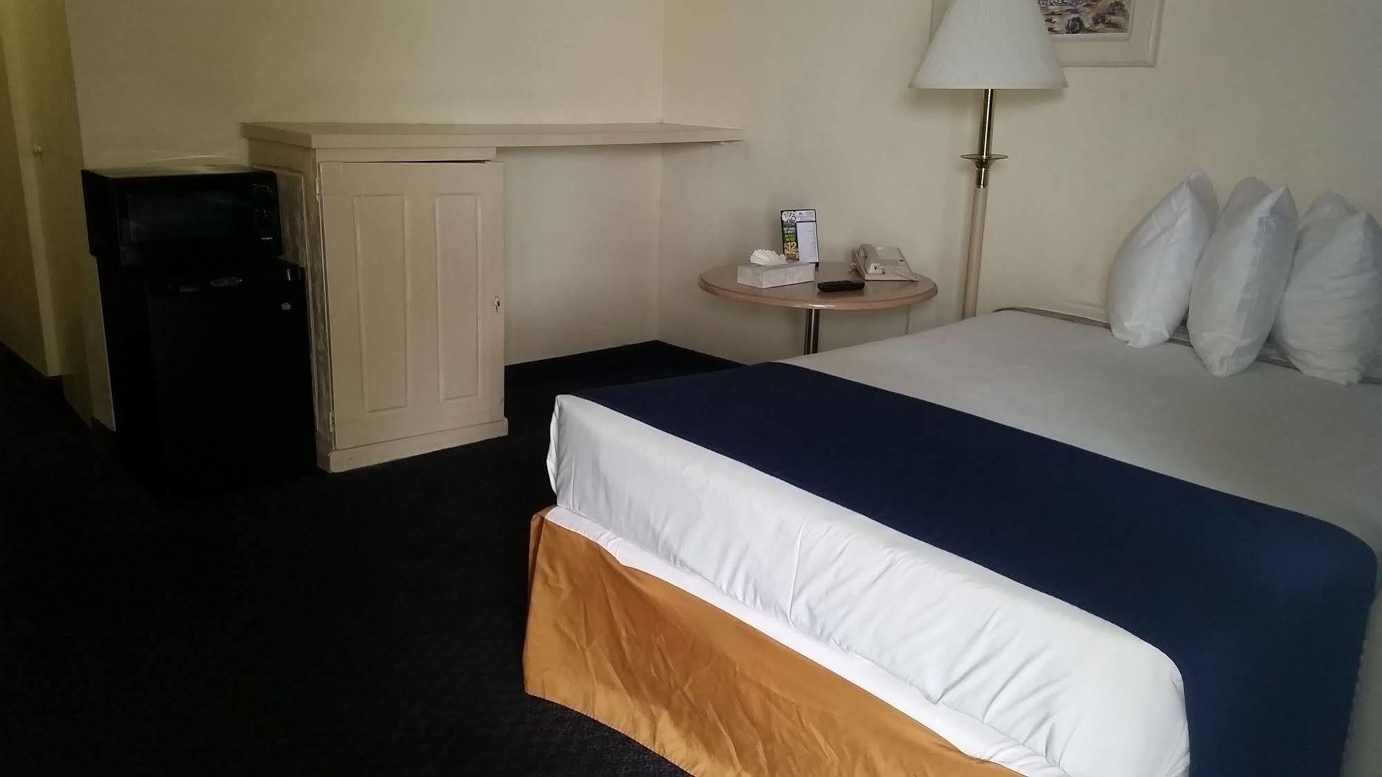 Americas Best Value Inn Las Vegas Strip エクステリア 写真