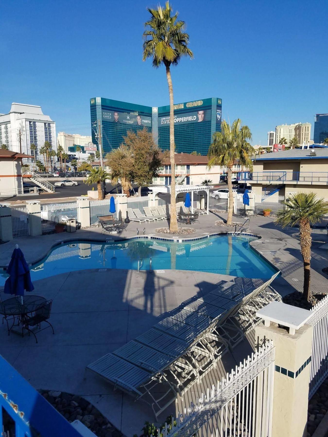Americas Best Value Inn Las Vegas Strip エクステリア 写真