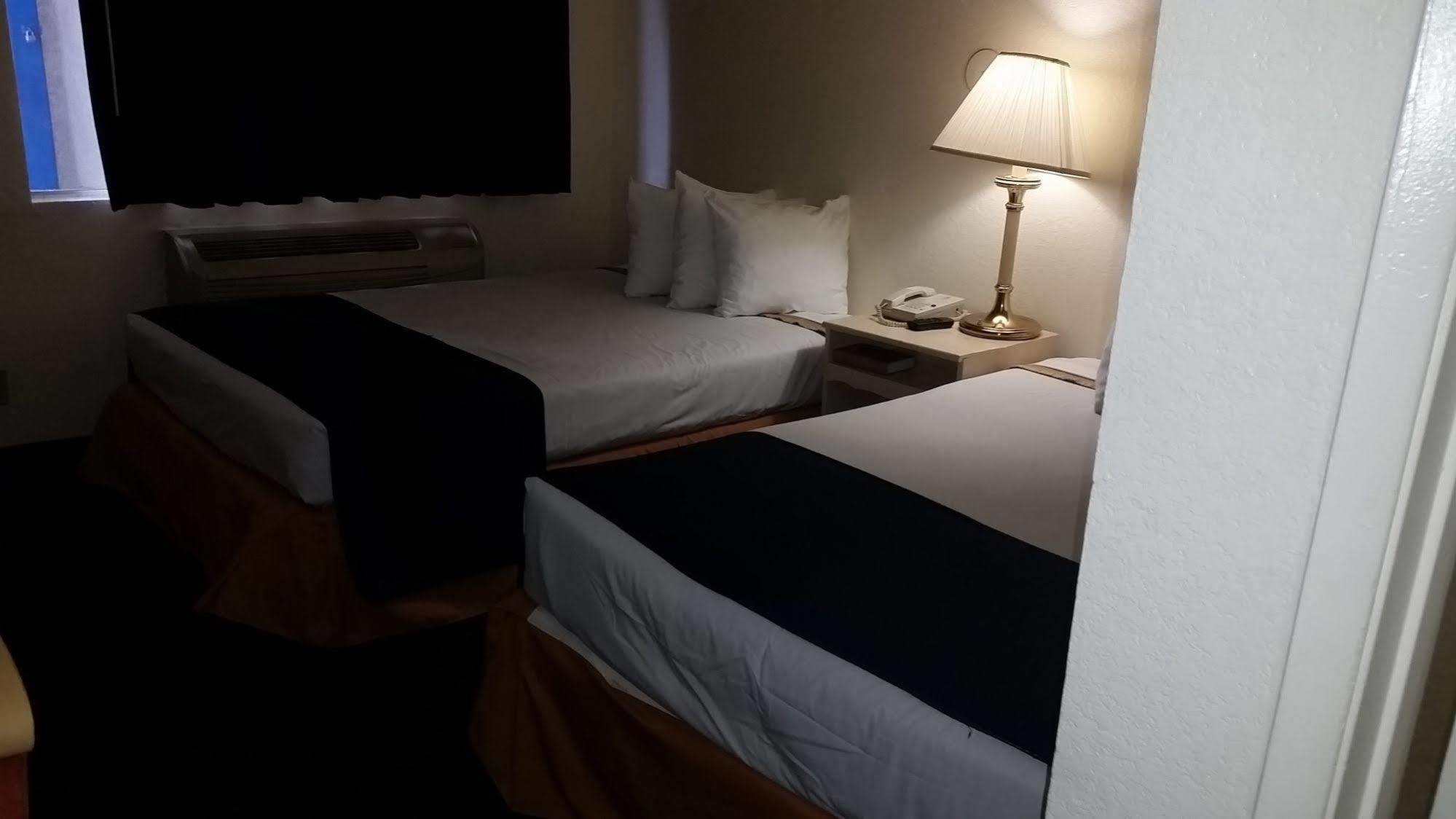 Americas Best Value Inn Las Vegas Strip エクステリア 写真