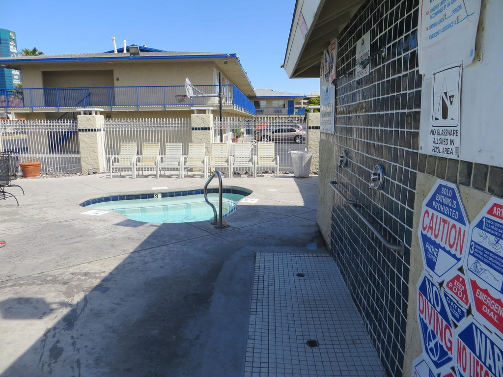 Americas Best Value Inn Las Vegas Strip エクステリア 写真
